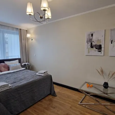 Apartment Sky Warschau